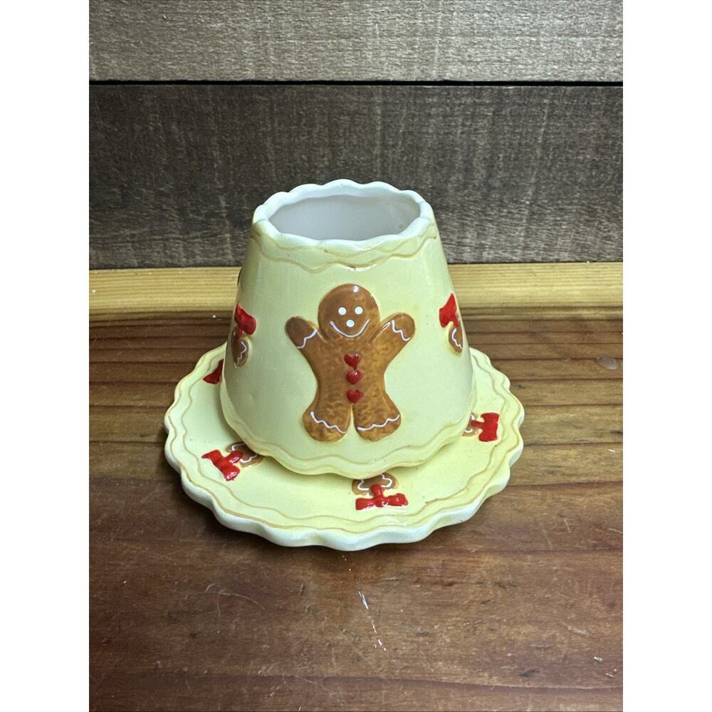 Valerie Parr Hill Gingerbread Man Candle Topper Shade & Plate 2 Piece set